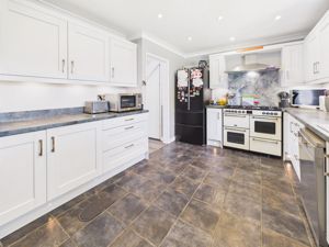 Breakfast Kitchen- click for photo gallery